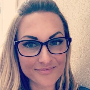 Meet your Posher, Joy